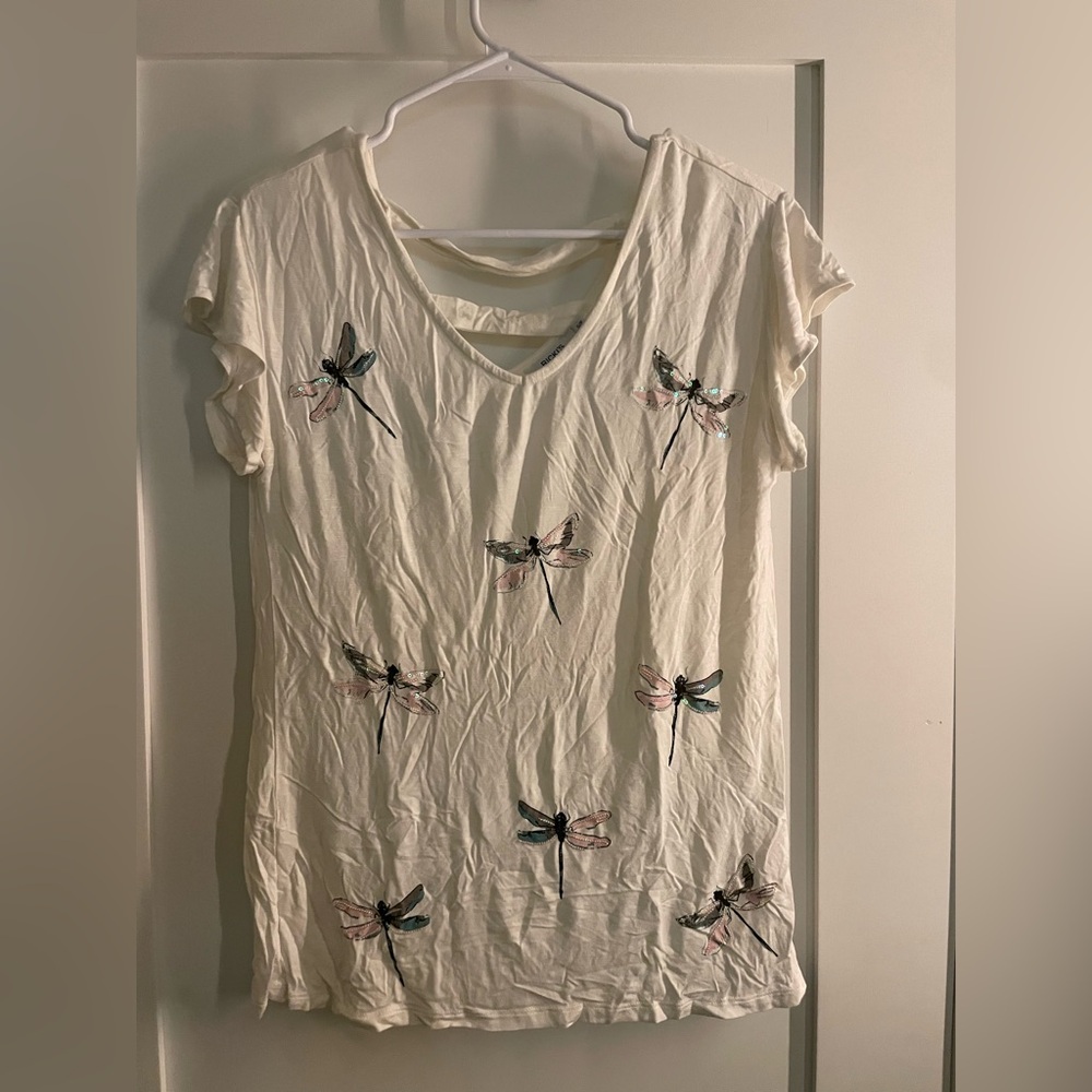 103 Ricki's Cream Dragonfly Print Short Sleeve Top